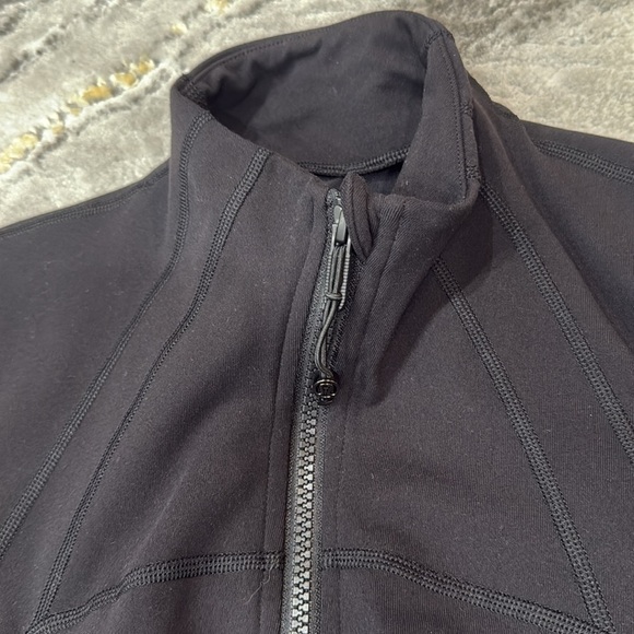 PELOTON LULULEMON DEFINE JACKET SIZE 8 - Picture 3 of 6